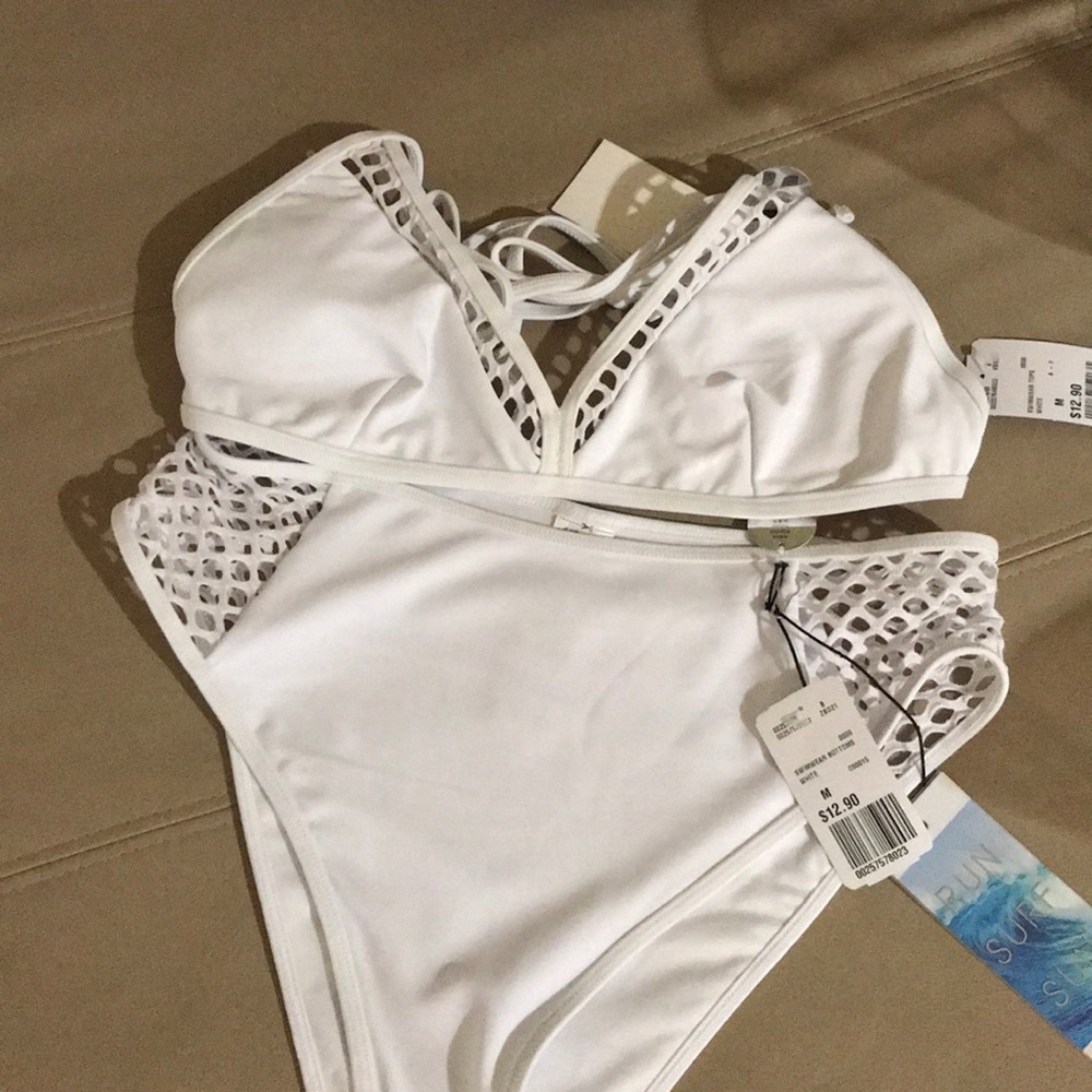 White bikini from Forever 21 (size M)